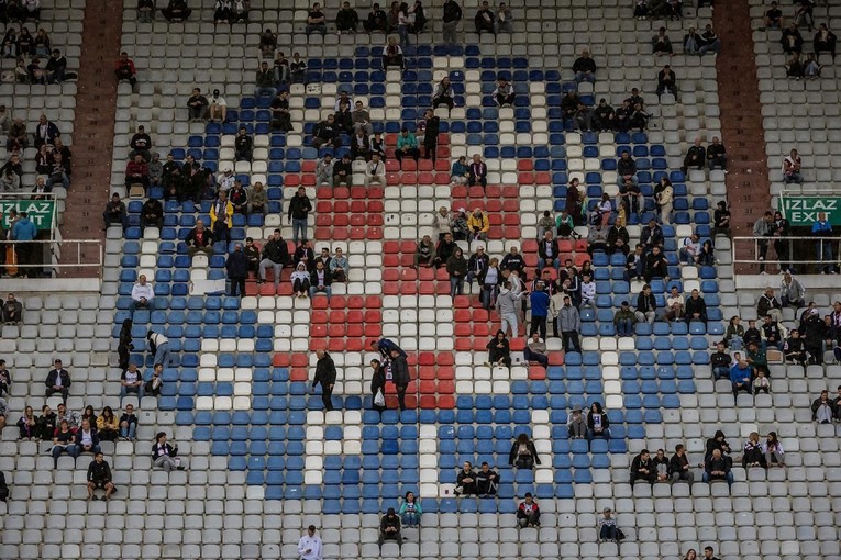Hajduk osjetno povećao cijene sezonskih ulaznica. Navijači na Fejsu ogorčeni