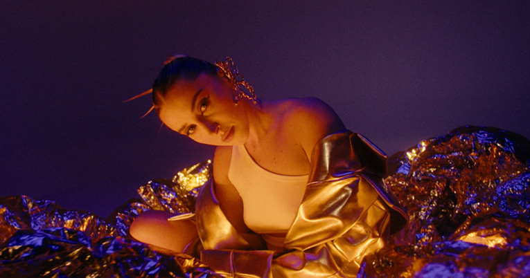 Unuka Đele Jusića ima novu pjesmu. Otkrila što joj je bila inspiracija za singl Sami