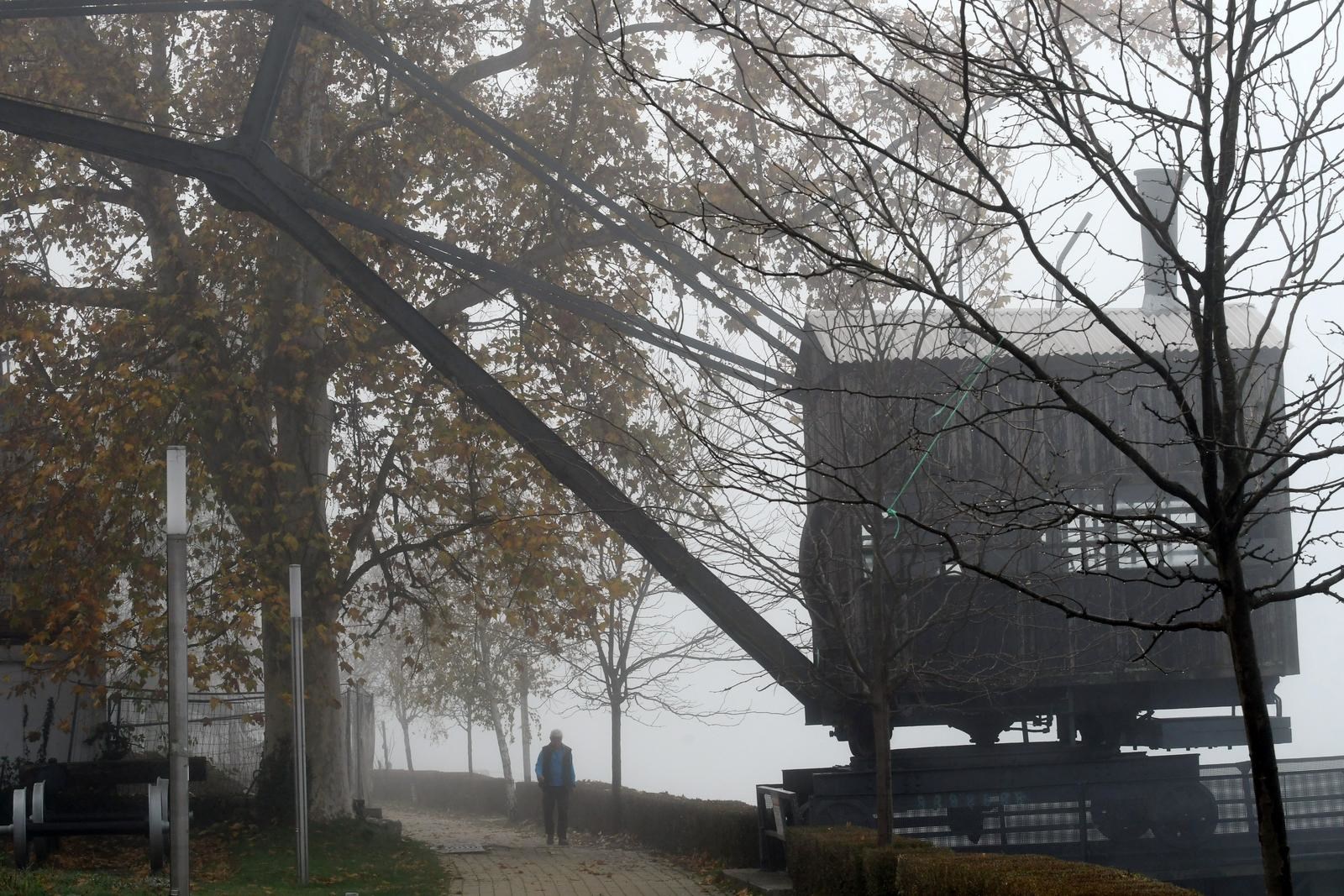 Maglovit početak tjedna u unutrašnjosti, sunčanije na Jadranu