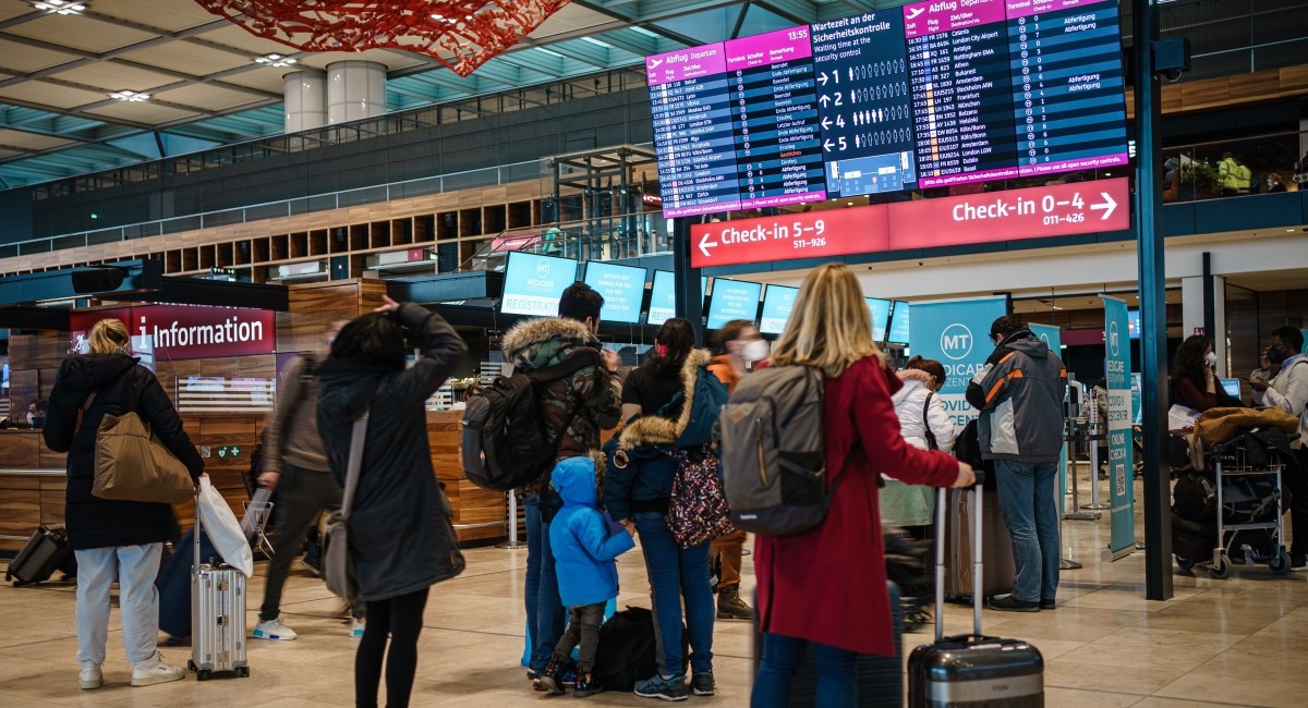 Danas otkazano više od 4000 letova, a 11 tisuća aviona nije poletjelo na vrijeme