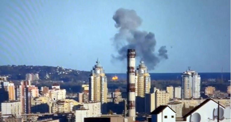 VIDEO Stižu prve snimke jutrošnjeg raketiranja Kijeva
