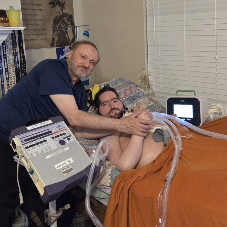 ICE pritvorio čovjeka koji se brinuo o bolesnom sinu. Sin će biti pokopan bez njega