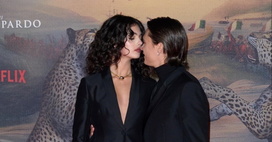 Kći Monice Bellucci s dečkom ukrala pažnju na crvenom tepihu, skupa glume u seriji