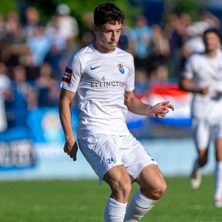 VIDEO Igrač Vukovara nasmijao nakon ulaska u SHNL: A mama hoće da na faks idem...