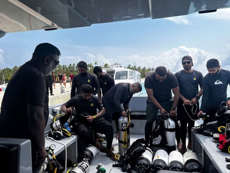 Finski ronioci traže tijela stradalih Talijana na Maldivima
