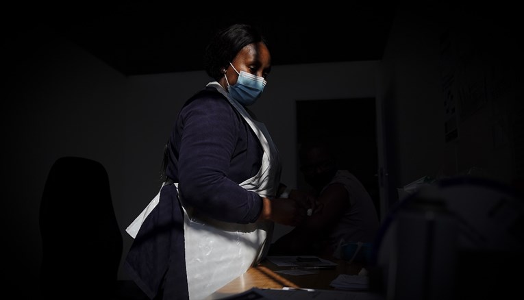 Potpuno cijepljeno 6% ljudi, najavljivala se katastrofa. Što se događa u Africi?