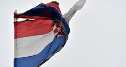 U Vukovaru poderana hrvatska zastava