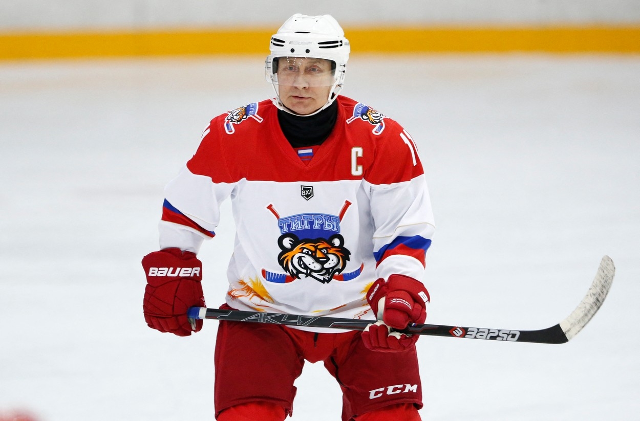 Kremlj: Putin bolestan? Igrao je hokej za vikend