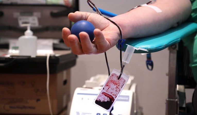 Austrija omogućila homoseksualcima da daruju krv