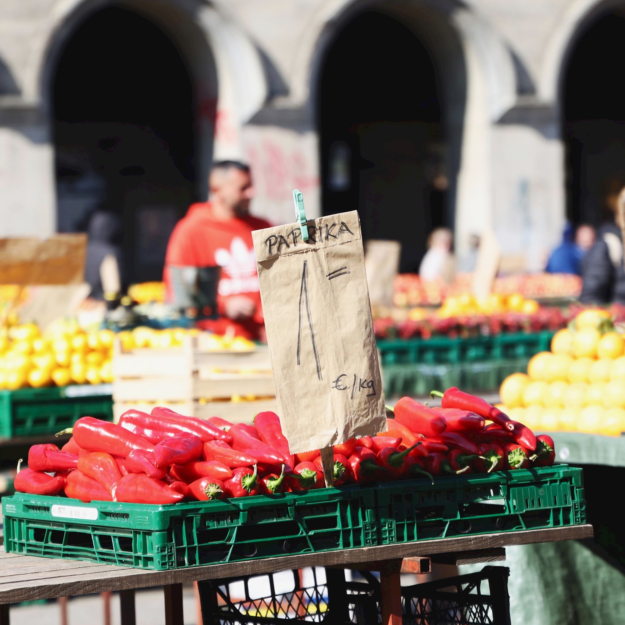 Na Dolcu smo kupili kilogram paprika za 1 euro. Ova jela od njih pripremamo