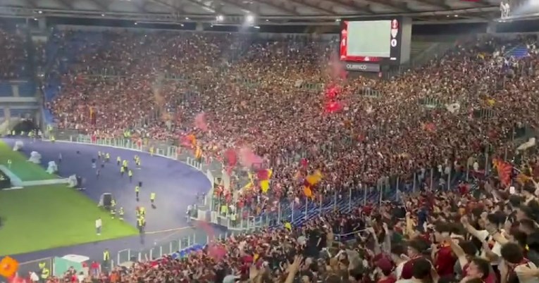 VIDEO Ovo nije Budimpešta, nego Rim. 50 tisuća navijača na Olimpicu slavilo gol Rome
