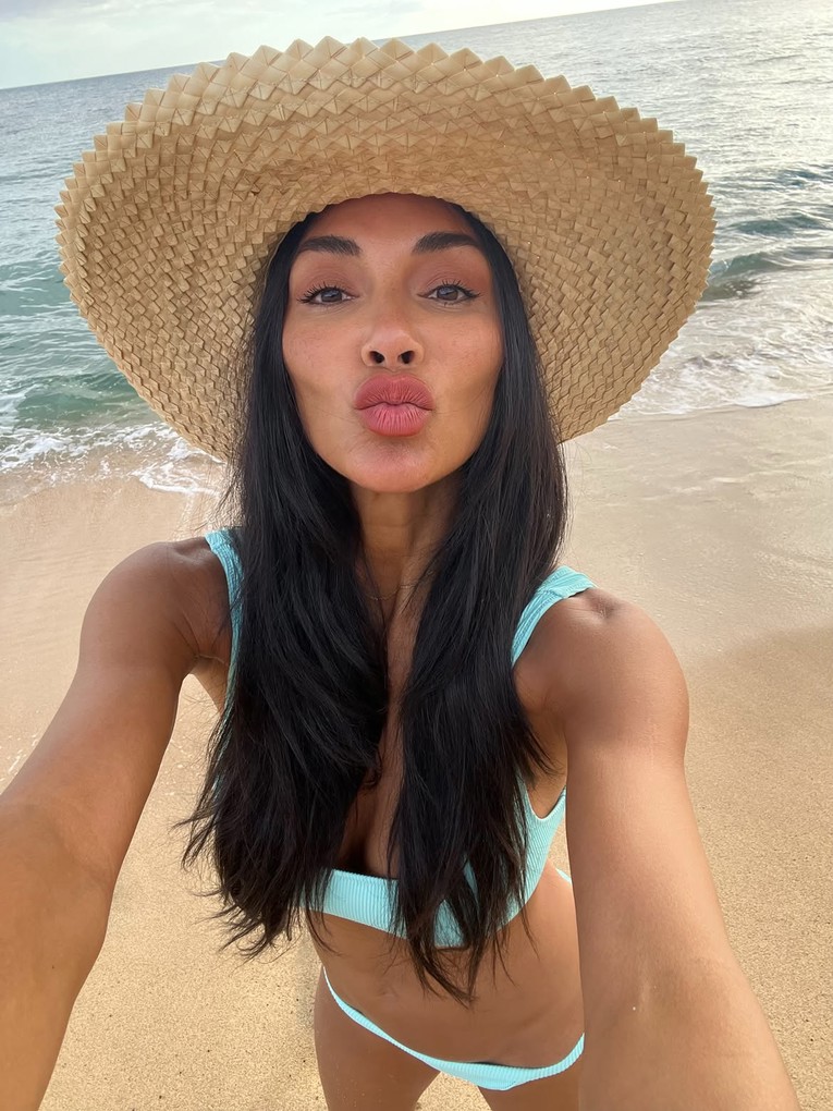 Nicole Scherzinger zna koja boja bikinija najbolje naglašava preplanuli ten