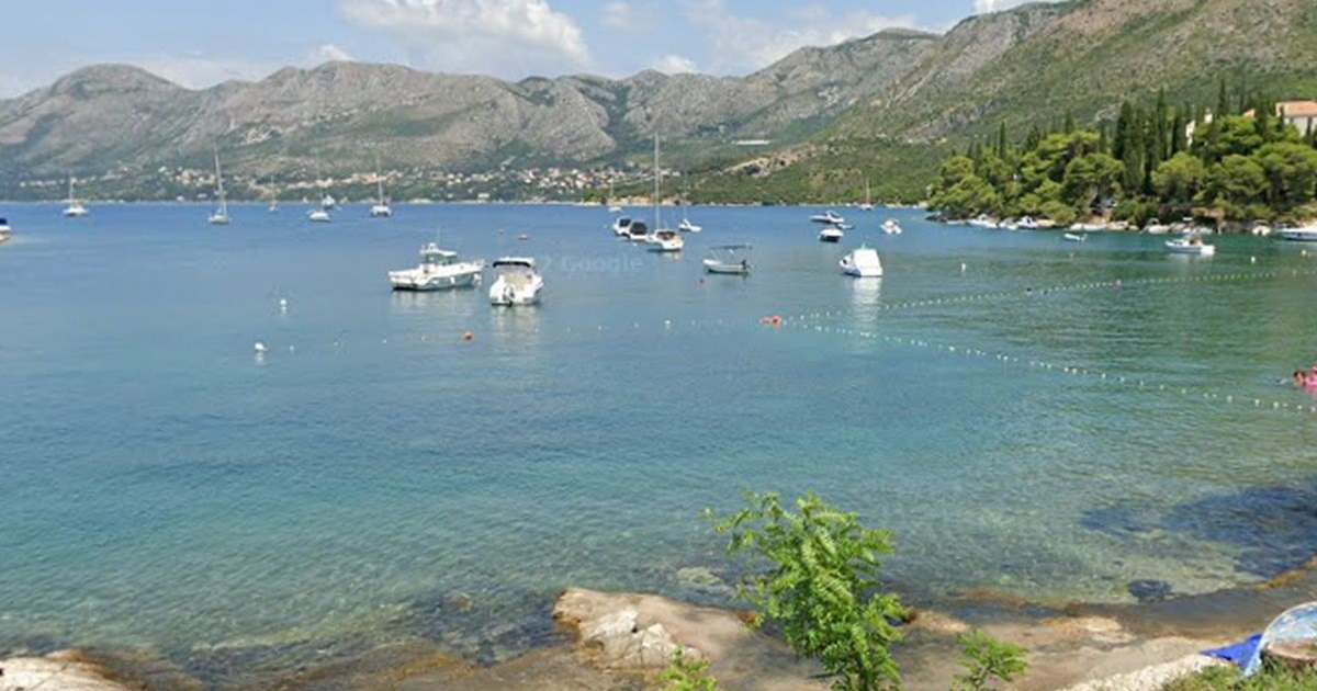 Točio benzin na brodu u Cavtatu pa "kresnuo" upaljač. Teško je opečen