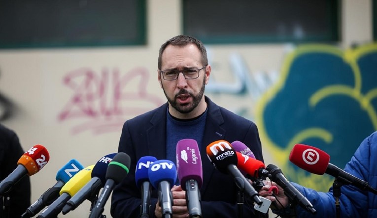 Tomašević: Pitajte Škoru kako su mu plakati po Zagrebu, a kaže da je potrošio 0 kuna