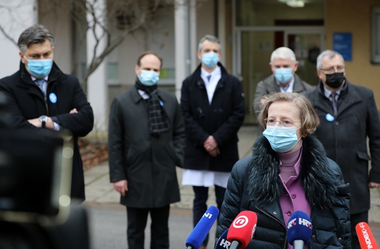 U Zaraznoj cijepljeni prvi zdravstveni radnici u Hrvatskoj
