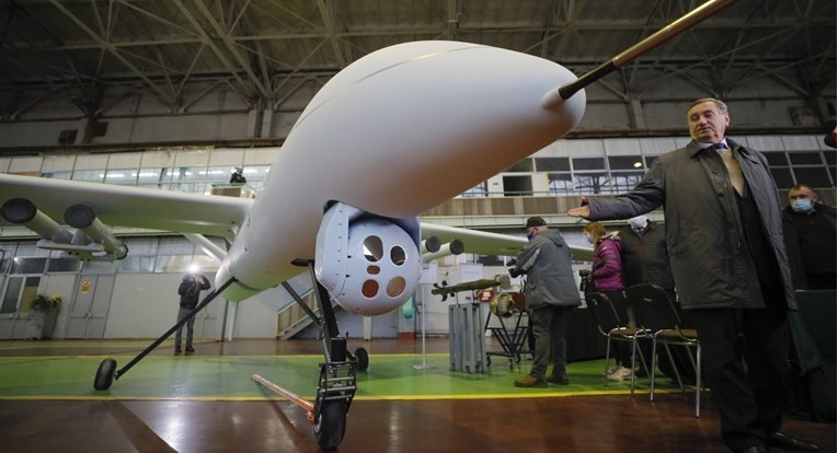 Ukrajina radi svoj dron kamikazu: "Nosit će 75 kg eksploziva i letjeti do 1000 km"