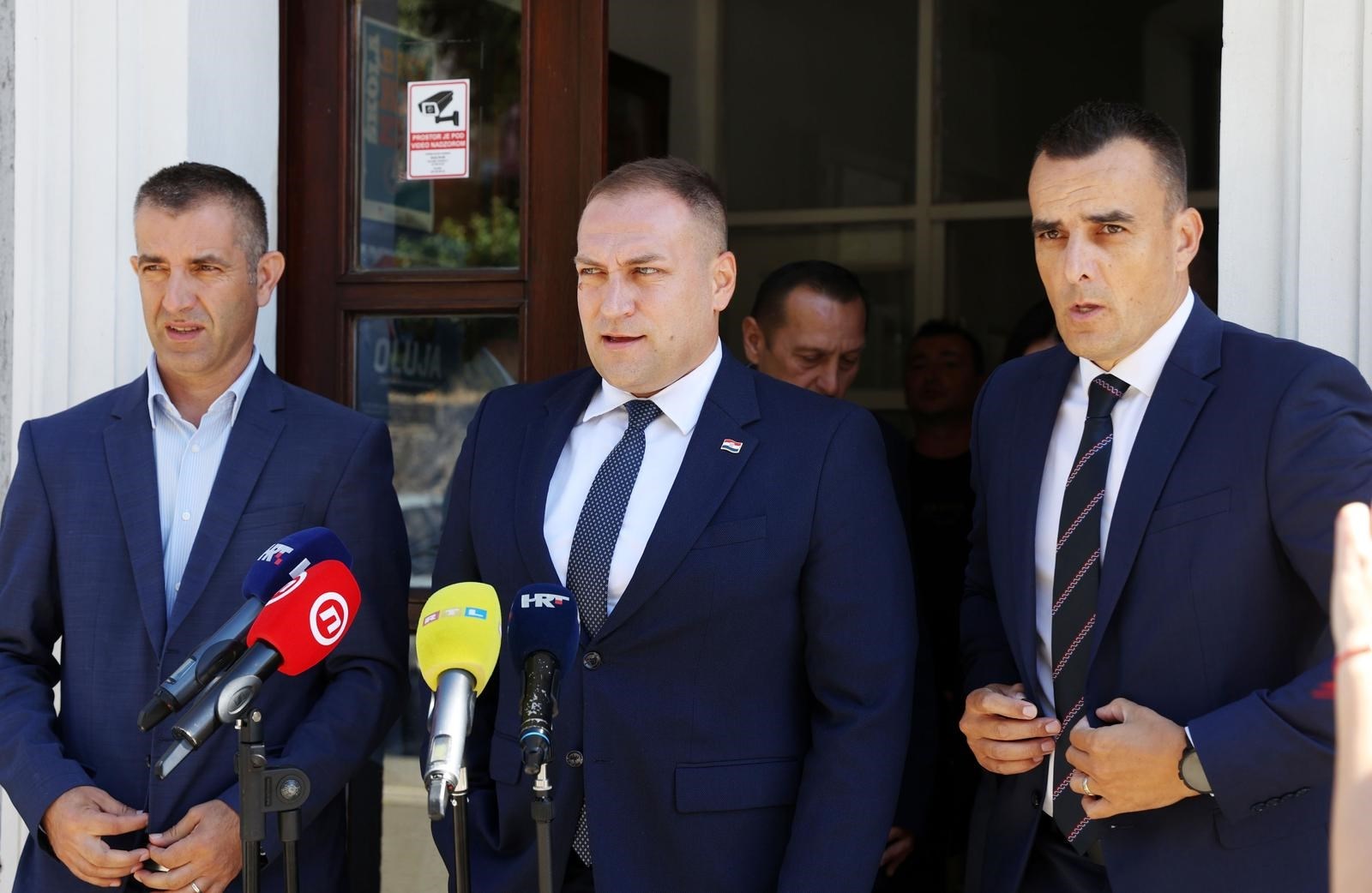 Ministar predstavio mjere pomoći stočarima Šibensko-kninske županije