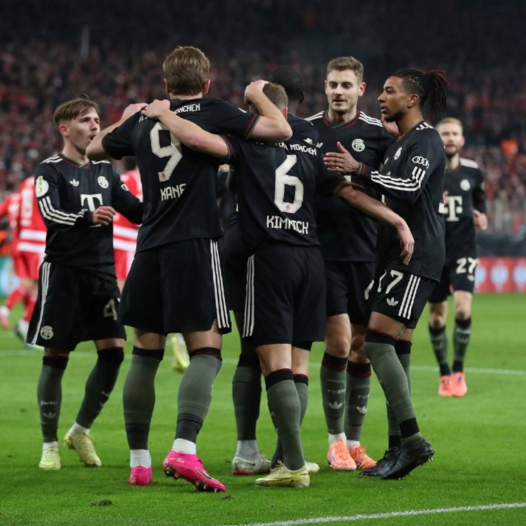 Bayern 3:2 pobjedom izborio četvrtfinale njemačkog Kupa
