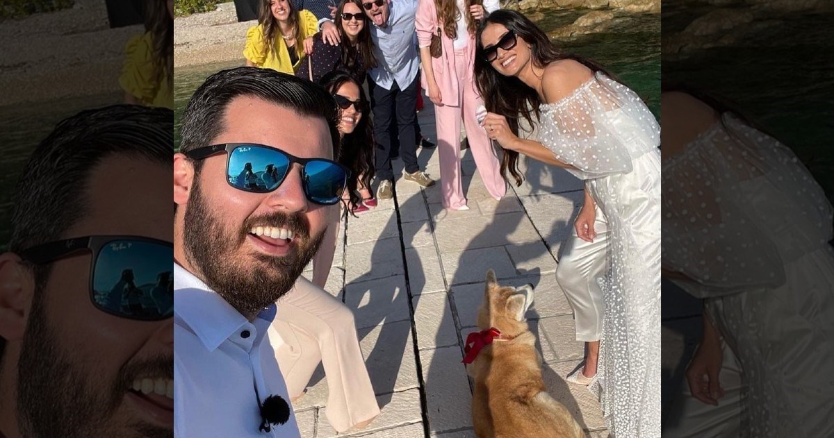 Osvanula prva fotka s Rimčeve svadbe, mladenka nosila zanimljivu vjenčanicu