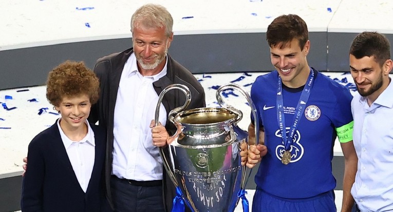 Times: Chelseaju prijeti propast ako se nastave sankcije prema Abramoviču