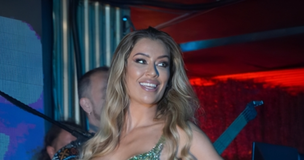 Srpska pjevačica na dočeku na Velesajmu zapjevala Olivera, publika zgrožena: "Užas"