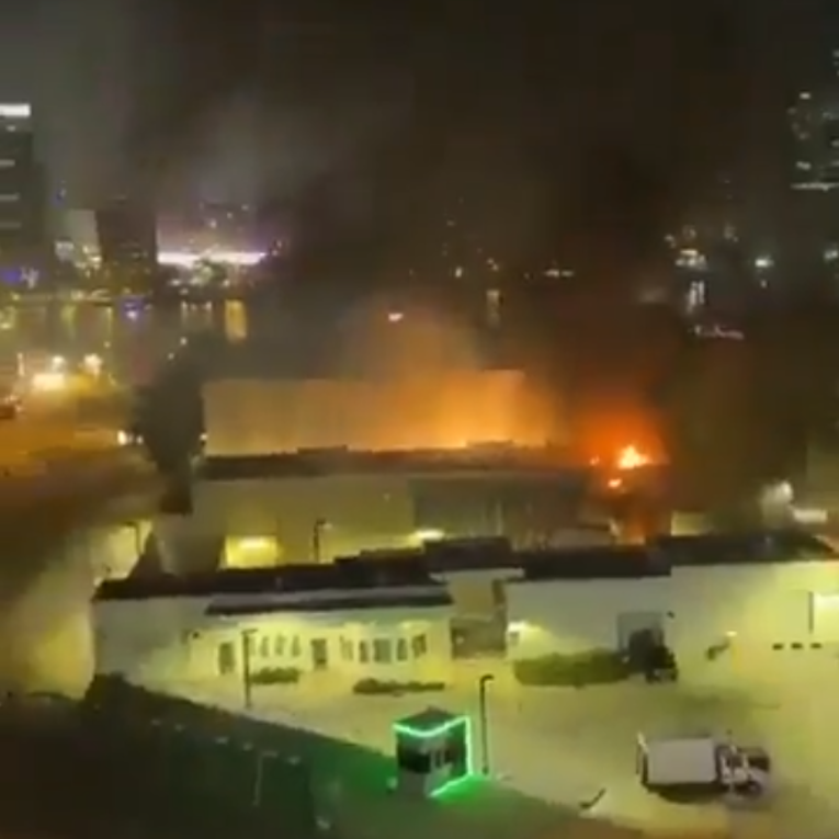 SAD napao Iran, Teheran uzvratio napadom na američke baze