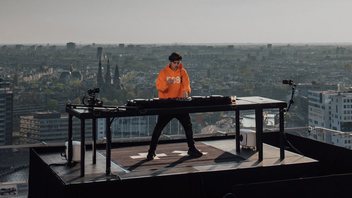 DJ Martin Garrix na rođendan kralja Nizozemske svirao s tornja za čitav Amsterdam