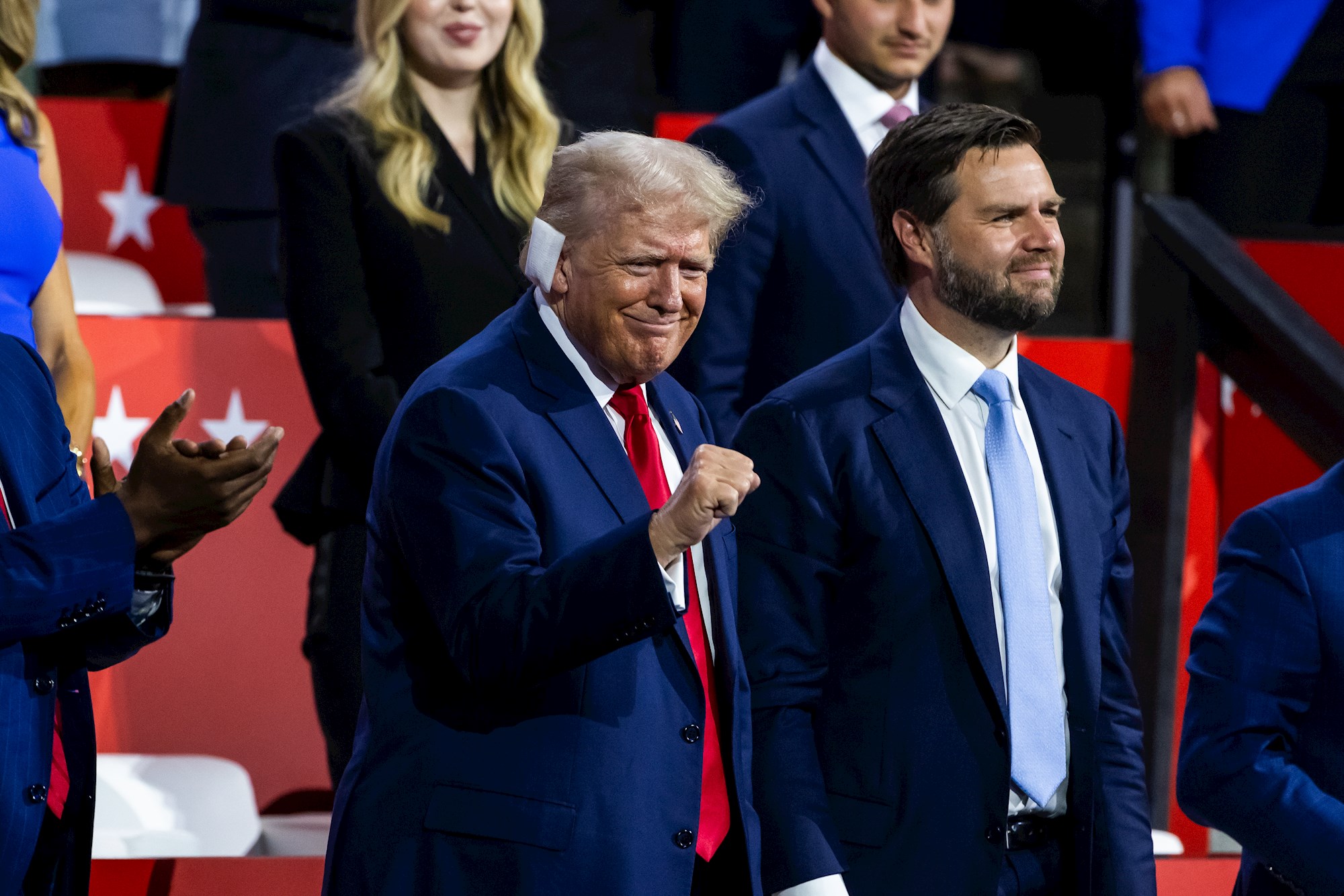 Dvoje glavnih bivših republikanskih konkurenata podržalo Trumpa