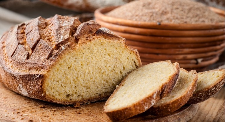 Jeste li čuli za ovaj trik koji stari kruh vraća u život? Trebat će vam samo voda