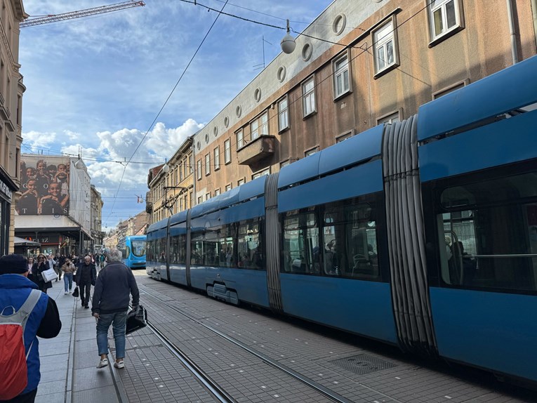 FOTO Kolaps tramvaja na Ilici