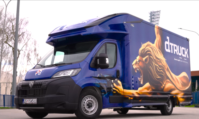VIDEO Dinamo predstavio dtruck