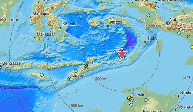 Snažan potres u Indoneziji, magnituda 7.6