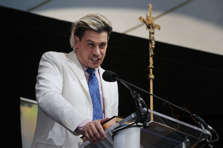 Britanski provokator tražio hitne deportacije iz SAD-a. Deportirali ga u Britaniju