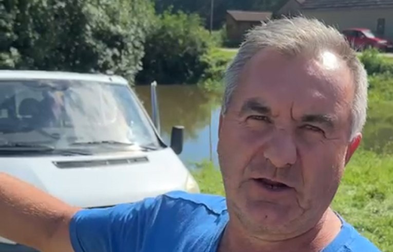 Drava prijeti Novom Virju, ljudi zovu u pomoć: "Evakuirao sam stoku"