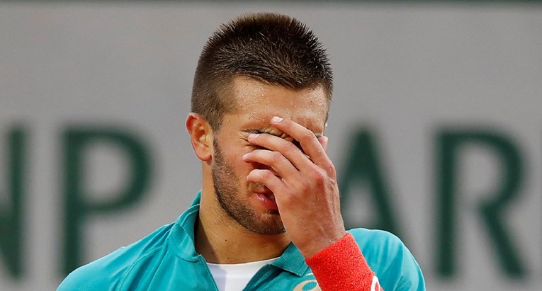 Najbolji hrvatski tenisač ispao od 106. na svijetu u prvom kolu Roland Garrosa