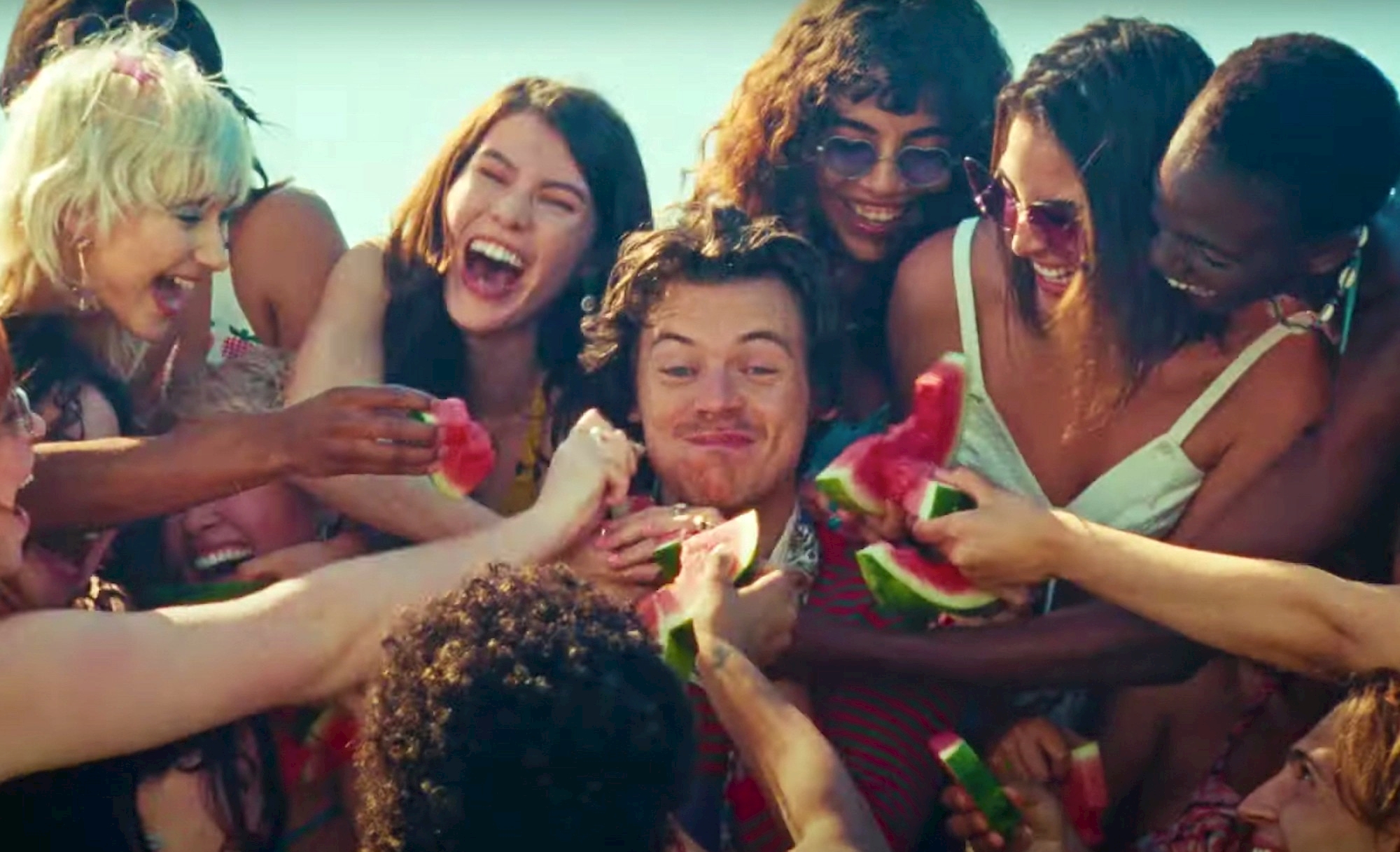 "On ima nevjerojatan utjecaj na žene": Što se krije iza fenomena Harryja Stylesa?
