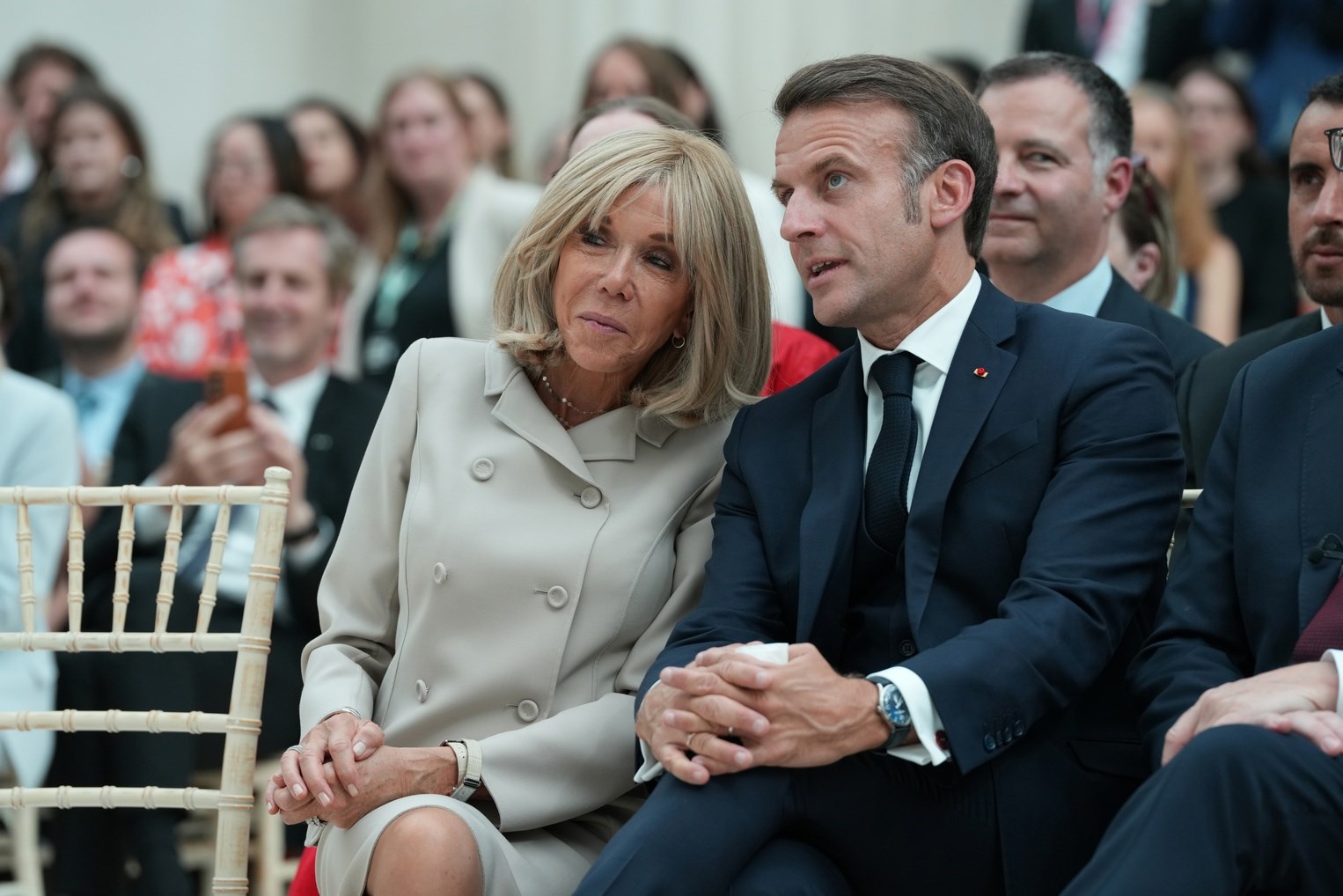 Odvjetnik Macronovih: Par će sudu pokazati znanstvene dokaze da je Brigitte žena