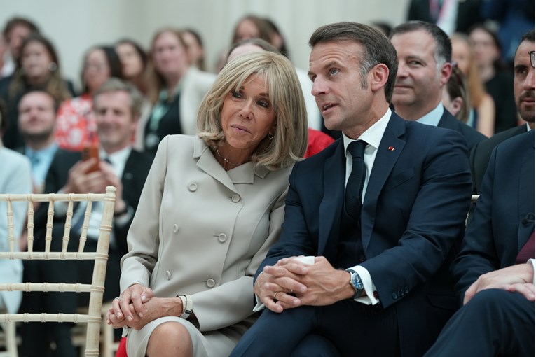 Odvjetnik Macronovih: Par će sudu pokazati znanstvene dokaze da je Brigitte žena