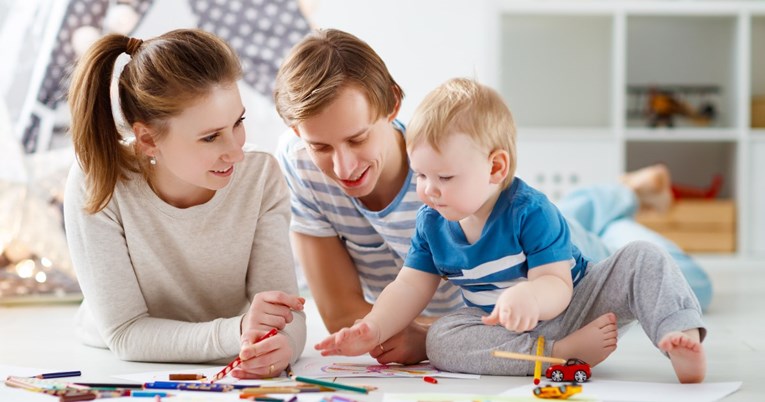 Roditelji u prvih pet godina s djecom u igri provedu samo 45 minuta dnevno