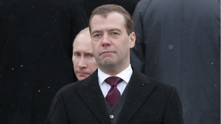 Medvedev: Bilo koje oružje, pa i nuklearno, može se koristiti za obranu teritorija