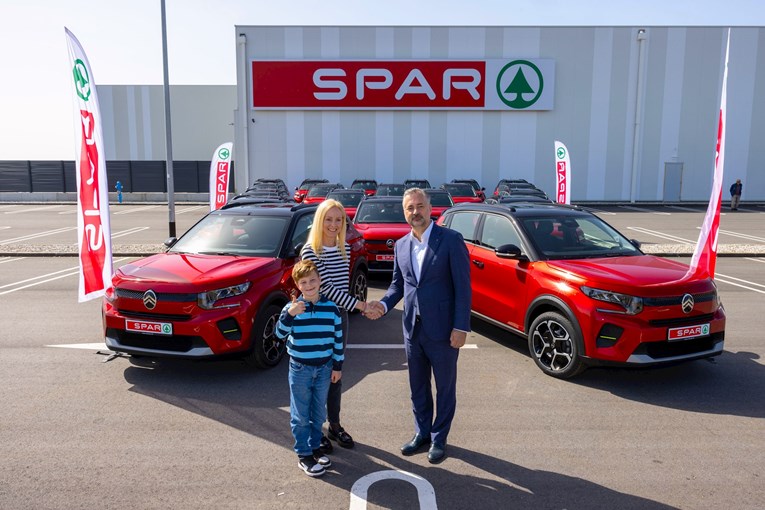 SPAR podijelio 20 automobila pobjednicima velike rođendanske nagradne igre