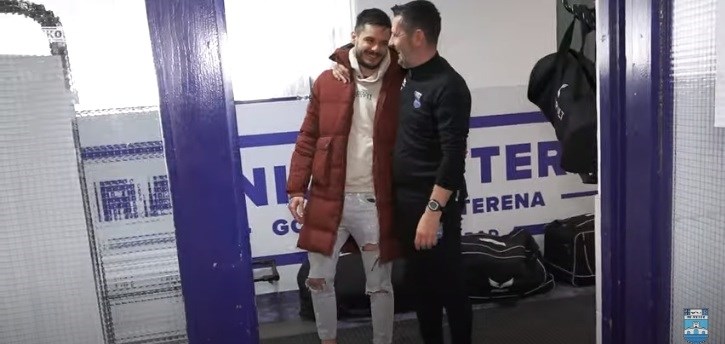 Lovrić se grlio s Bjelicom, Bule mu dobacio: Ti kao da si došao na koljenima