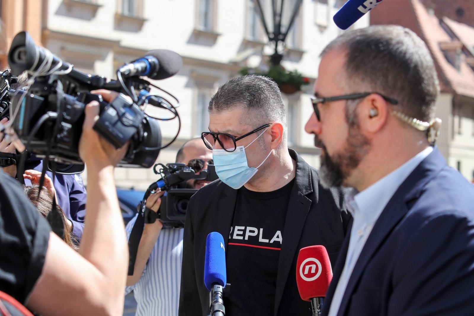 Satima traje sastanak Krstičevića i Plenkovića. Pojavio se i Plenkovićev špijun