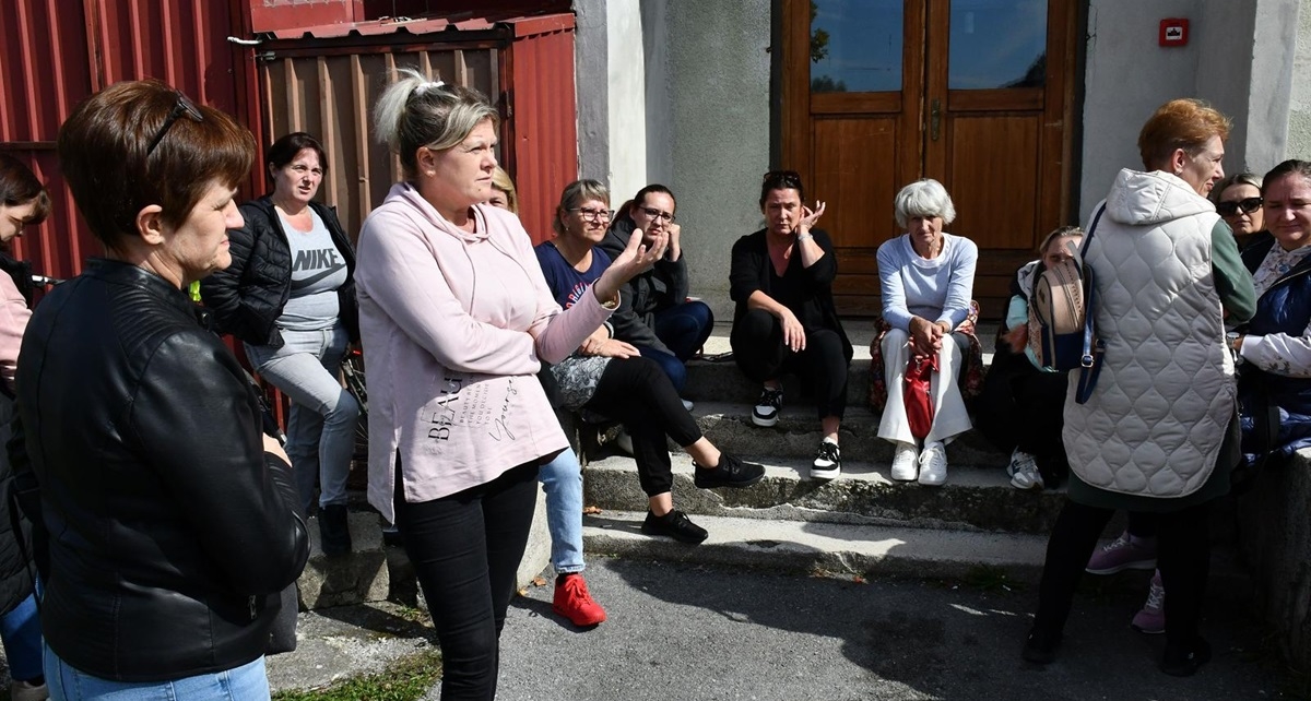 Radnice daruvarske tvrtke bez posla. "Šefica je lagala, nećemo dobiti plaću za rujan"