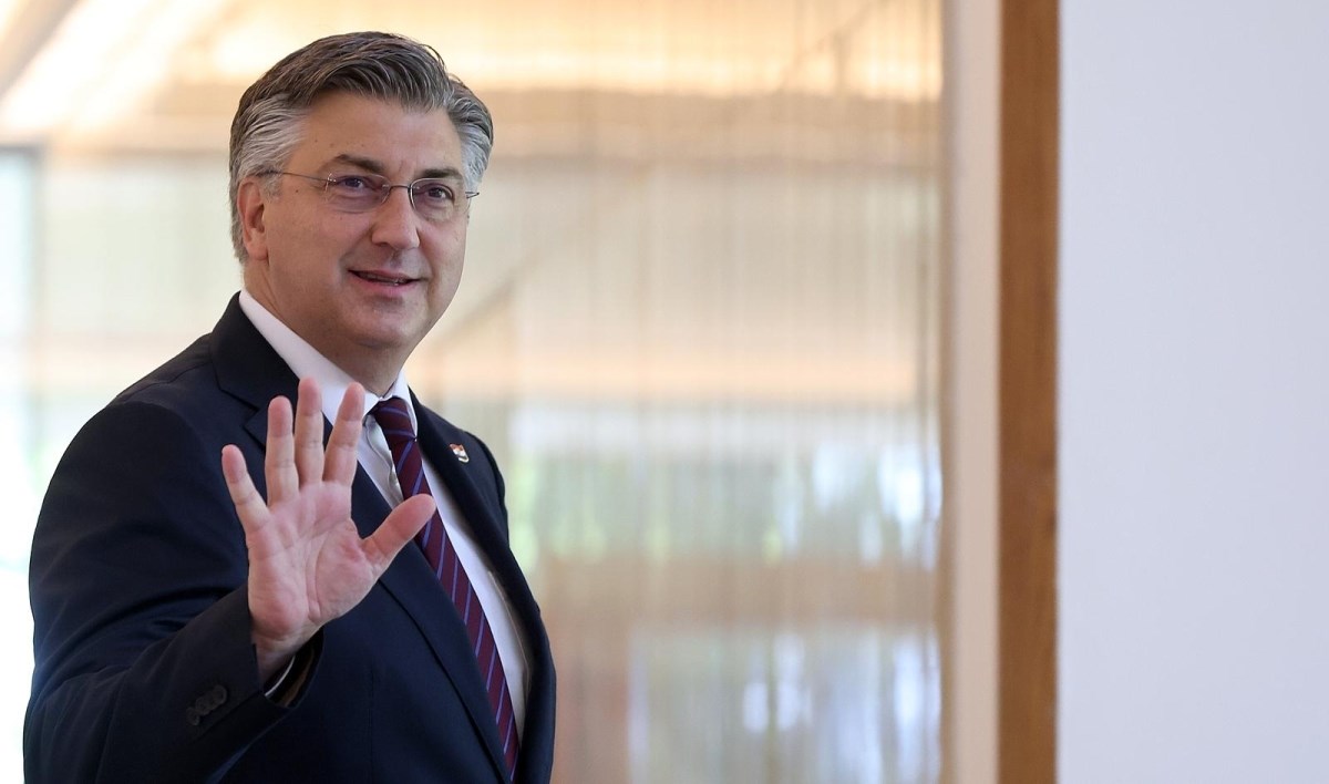Plenković: Poraženi kršitelj Ustava trebao je dati ostavku i sakriti se u mišju rupu
