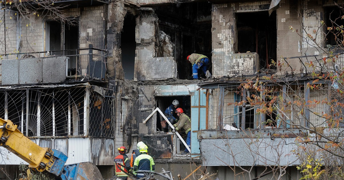 Ruski projektil pogodio dječju bolnicu u Hersonu. 9 osoba ranjeno, među njima i djeca