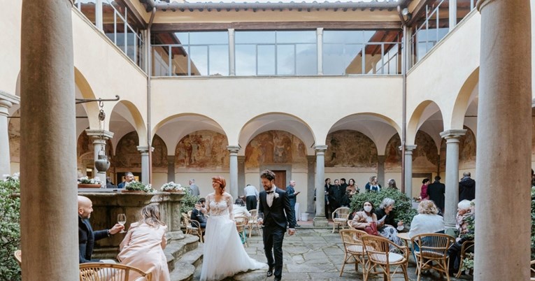 Na vjenčanju u Italiji se srušio strop iz 15. stoljeća. 30 ozlijeđenih, 5 kritično