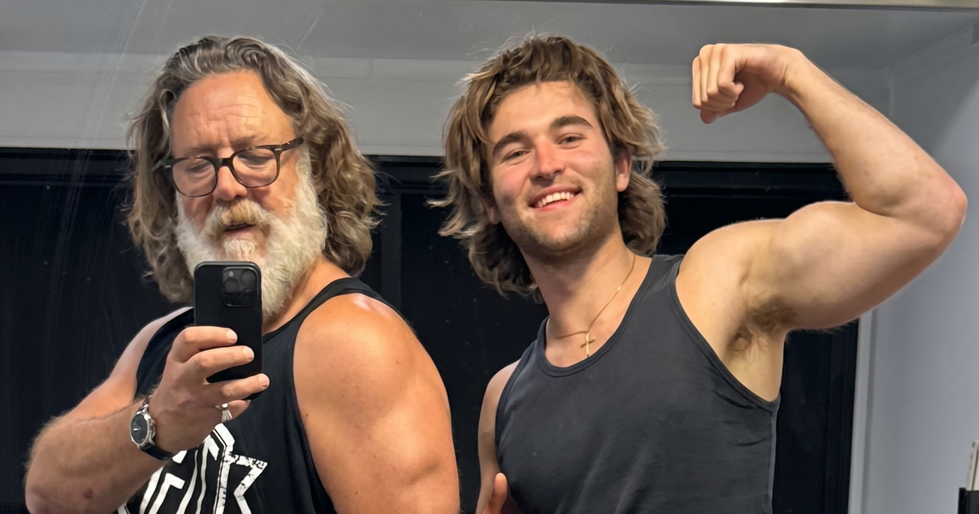 Russell Crowe čestitao sinu Tennysonu 20. rođendan: "Nevjerojatnom mladiću"