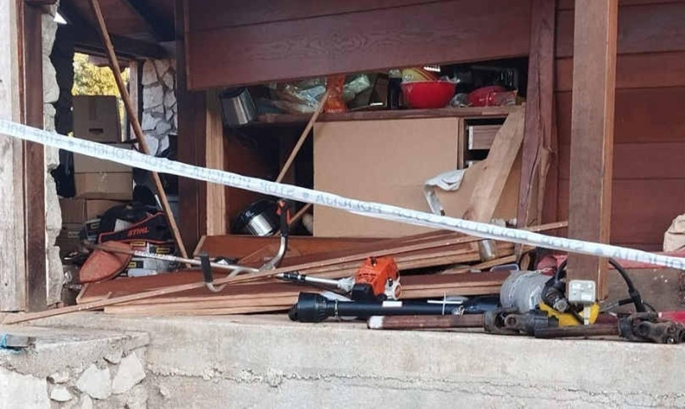 Policija nakon eksplozije kod Bosiljeva našla arsenal oružja. Prijavljeni otac i sin