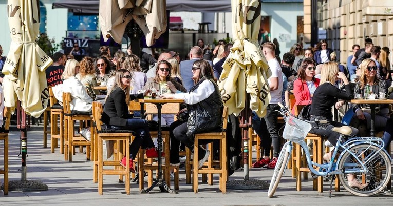 Objavljena ljestvica sreće. Hrvati u gornjoj polovici, spašavaju nas druženja uz kavu
